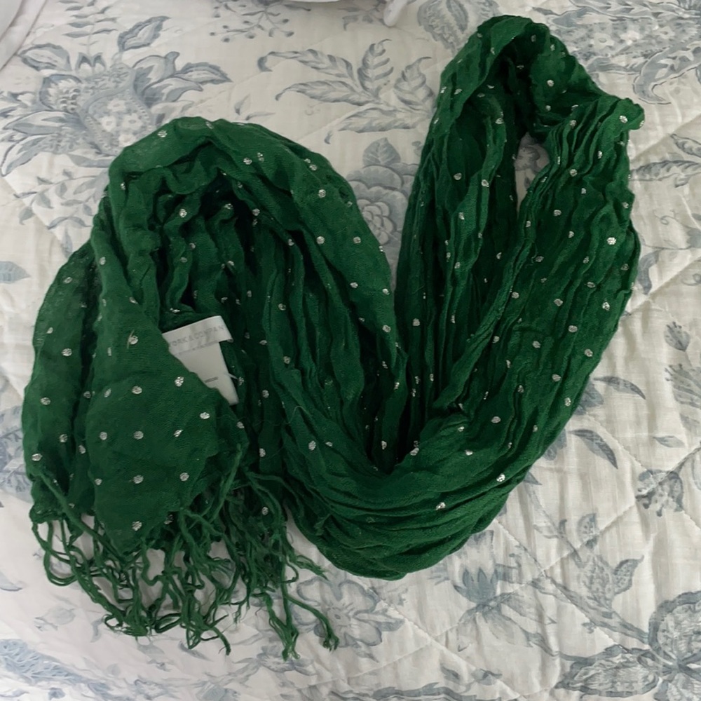 Emerald scarf with silver polka dots